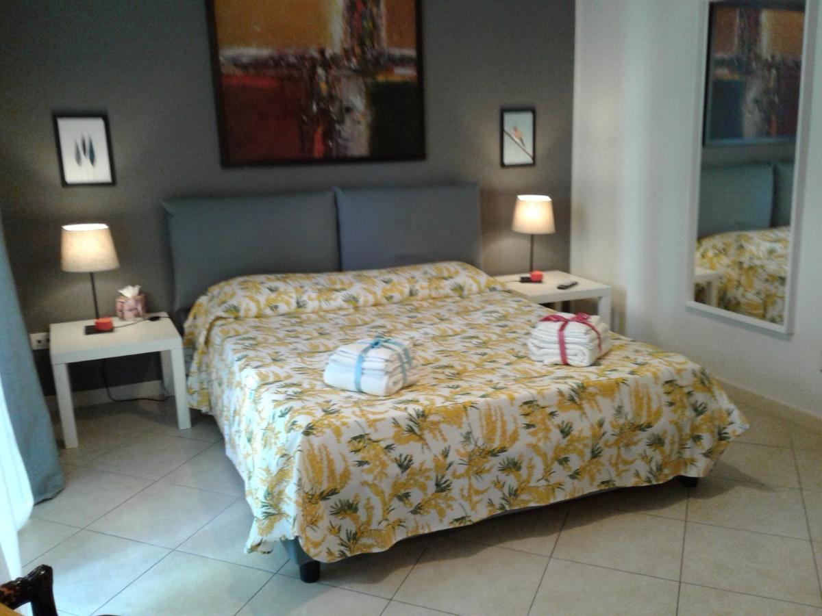 Kaktus B&B บารี ภายนอก รูปภาพ